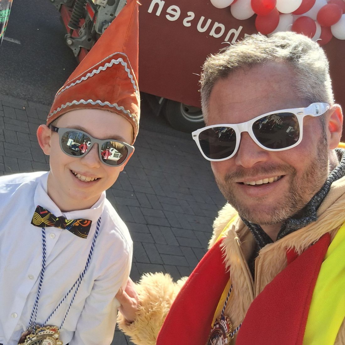 Karneval mit meinen Kindern gehört für mich einfach zu unserer Kultur dazu – eine schöne Verbindung aus gelebter Tradition, vielen Begegnungen und unbeschwerten Momente.